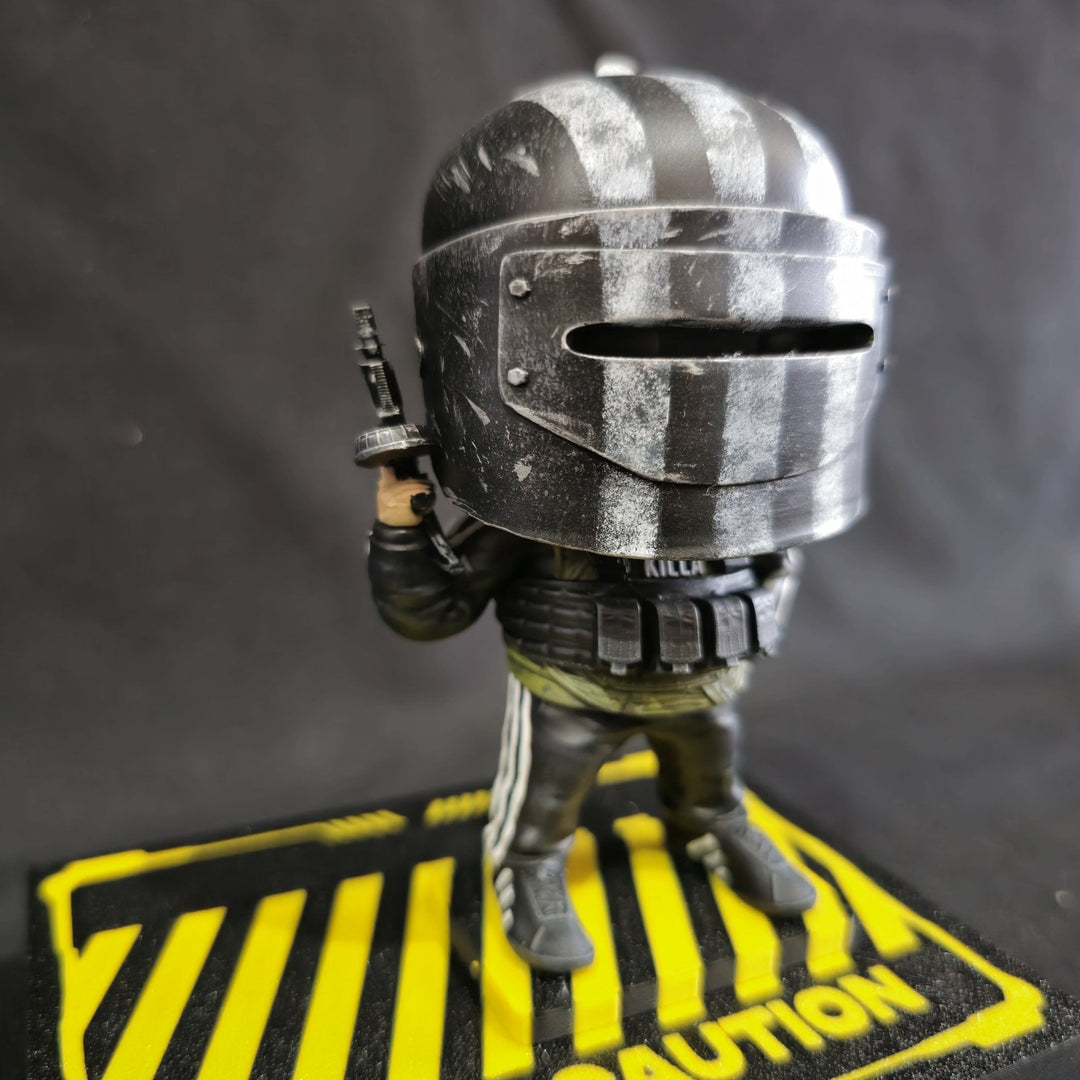 Funko Killa de Escape from Tarkov – Figura Exclusiva en 3D Pintada a Mano con Caja Artesanal y Funda Protectora Oro - tu tienda de impresión 3D