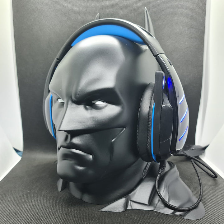 Soporte de Auriculares Batman para Gaming: La Batcueva en tu Hogar