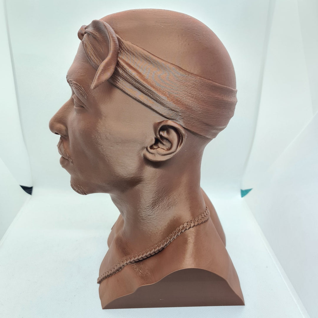 Busto de Tupac Shakur: Experiencia Musical y Soporte de Auriculares