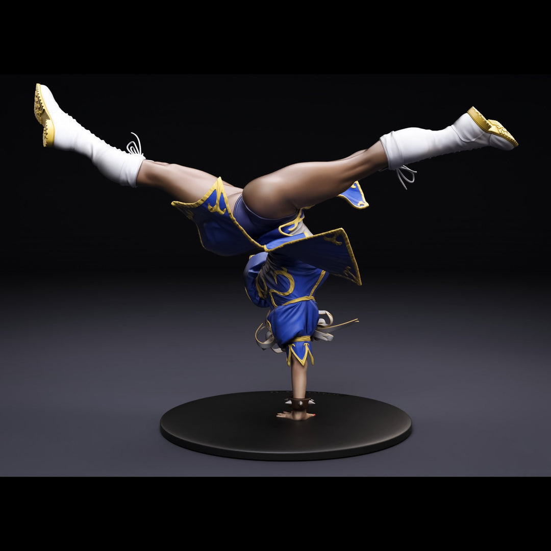 Chun li Street Fighter (Unpainted Assembly Kit) / Painted to order!